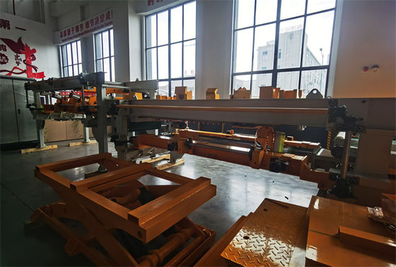 مشغل ماكينة شق المعادن 2-3 بعرض 600-1500 ملم مصممة لتقديم شق متسق في خطوط تصنيع المعادن